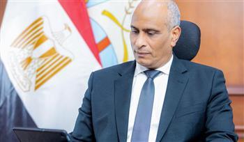 محافظ كفر الشيخ يتابع تطوير ميدان أبراج النيل بدسوق