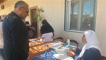   الزملوط : قافلة "مطروح الخير" بسيدي حنيش تقدم خدمات متكاملة وتحقق استفادة واسعة للأهالي