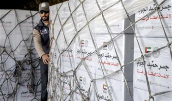   مطار العريش يستقبل طائرة إغاثة إماراتية لـ غزة تحمل 100 طن من المواد الغذائية