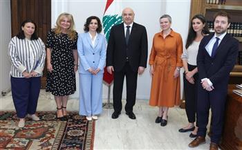 عون يطالب بضغط أوروبي على إسرائيل