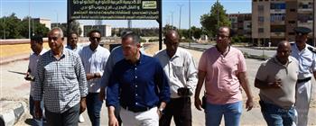   محافظ أسوان يتابع معدلات التنفيذ بكبارى المشاة بالسيل وكيما 