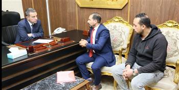   محافظ المنوفية يستمع لشكاوى المواطنين ويكلف بحلها فورًا