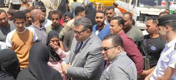   محافظ قنا يتابع المواقف ويوجه بتشغيل الطفطف ليلًا
