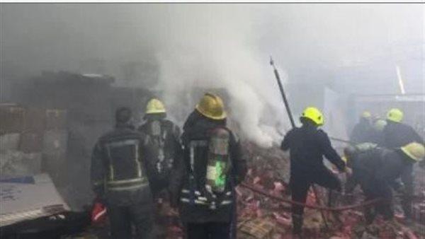 دون خسائر.. إخماد حريق بورشة لتصنيع الجريد في طوخ بالقليوبية