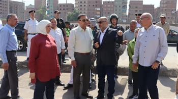  محافظ القليوبية يقود حملة لإزالة مخالفات بنائية بالخصوص 