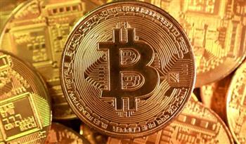   بيتكوين تهبط قرب أدنى مستوى لها في شهرين