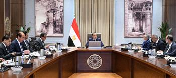   رئيس الوزراء يتابع إجراءات إحكام وتعزيز الرقابة على مصانع إنتاج الأغذية
