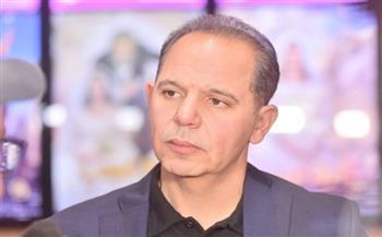 رامي إمام يودع عبد العزيز مخيون برسالة مؤثرة بعد وفاته