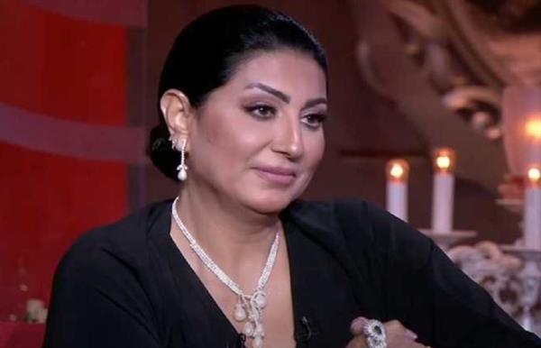 وفاء عامر تنعى عبد العزيز مخيون : الفنان والصديق العزيز في ذمة الله