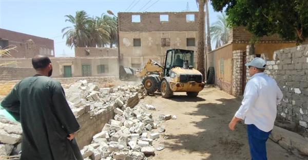 إزالة 20 حالة تعدي بأسيوط