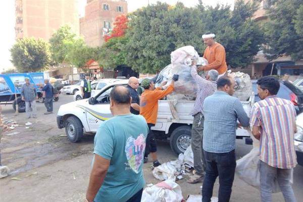 حملة مكبرة تخلص معدية دمنهور شبرا الخيمة من عشوائيات النباشين