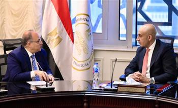   وزير التربية والتعليم يبحث تعزيز سبل التعاون مع رئيس هيئة الدواء المصرية