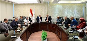 وزيرا التعليم والعمل يبحثان التعاون لإعداد كوادر فنية تلبي احتياجات سوق العمل المحلي والعالمي