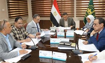   محافظ القليوبية : دعم المستثمرين وتطوير المناطق الصناعية أولوية