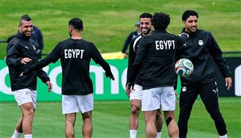 كاف يسلط الضوء على نجمي منتخب مصر بكأس العالم