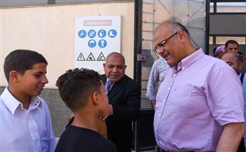   ريان يستقبل محافظ الإسكندرية خلال تفقد مشروع محطة رافع مياه “حياة كريمة” ببرج العرب
