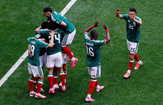 كأس العالم .. ثنائية نظيفة للمكسيك على حساب جنوب إفريقيا في ضربة البداية