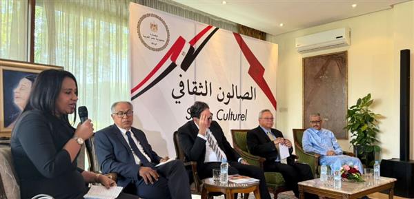 السفارة المصرية بالرباط تستضيف صالونًا ثقافيًا حول تأثير الرقمنة على تكوين المجتمعات العربية