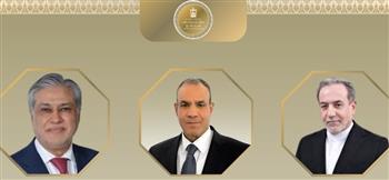 وزير الخارجية يبحث مع نظيريه الباكستاني والإيراني مستجدات المفاوضات الأمريكية-الإيرانية
