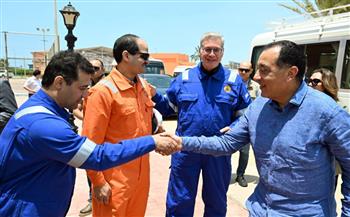   رئيس الوزراء يتفقد مواقع إنتاج الغاز الطبيعي بمنطقة غرب الدلتا
