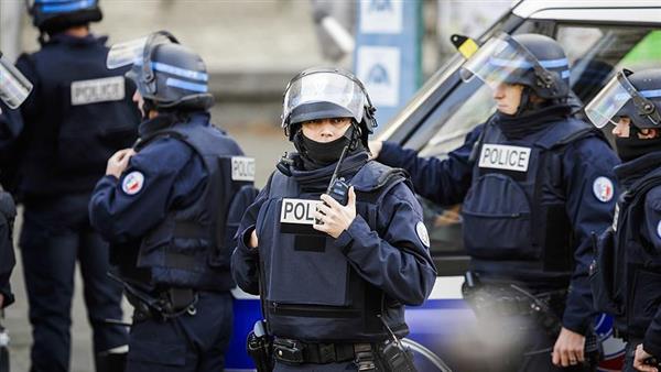 وفاة عنصر من الدرك الفرنسي وإصابة اثنين في حادث أثناء تأمين قمة السبع في إيفيان