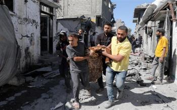 شهيد ومصابون في قصف إسرائيلي على خان يونس جنوبي قطاع غزة