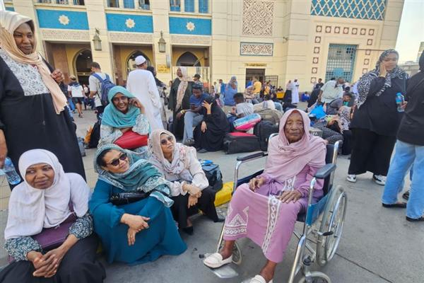 تدشين قطار للعودة الطوعية للسودانيين من القاهرة إلى الوطن و"الأمتعة" تتسبب في تعثر التفويج