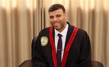   منح الباحث حسام راضي درجة الماجستير بتقدير امتياز عن دراسة التحول الرقمي