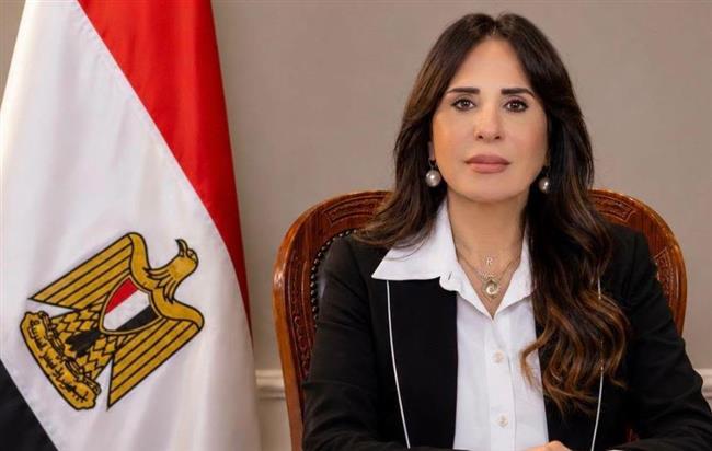 وزيرة الإسكان تتابع مستجدات ملف توفيق الأوضاع بالأراضي المضافة بمدينتي العبور الجديدة والشروق