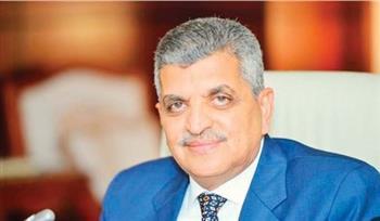 رئيس هيئة قناة السويس يبحث مع سفير أيرلندا سبل تعزيز التعاون المشترك
