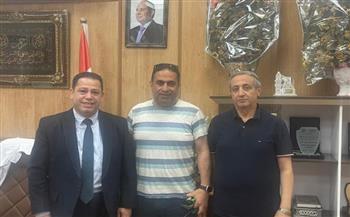   مدير مستشفى بنها التعليمي يستقبل رئيس المدينة لمناقشة آليات التعاون