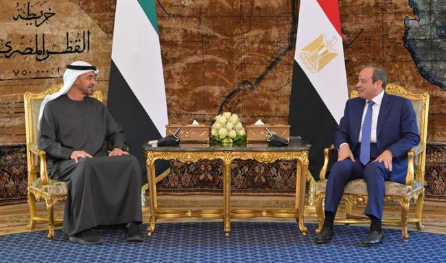 الرئيس السيسي يعقد جلسة مباحثات موسعة مع الشيخ محمد بن زايد بالقاهرة