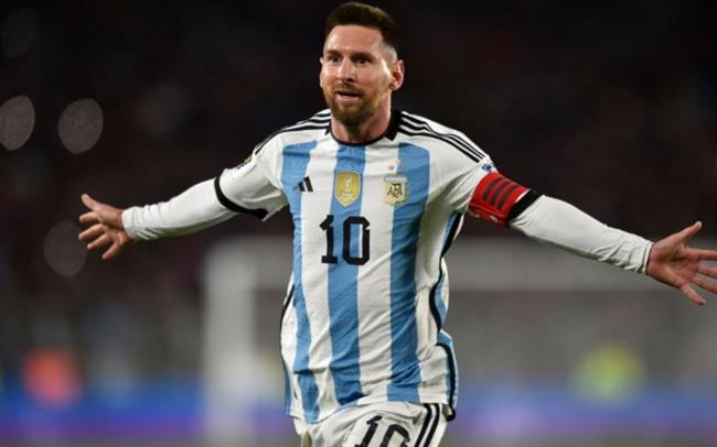 ميسي على موعد مع التاريخ في مواجهة الجزائر بكأس العالم 2026