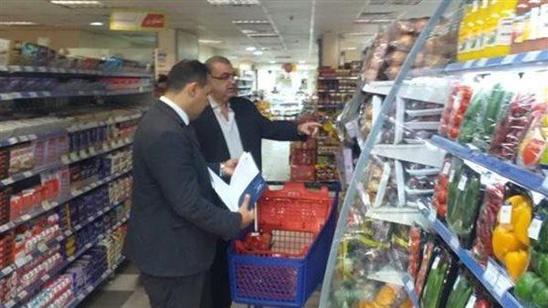حملات مكبرة بأحياء الإسكندرية لضبط الأسواق والتفتيش على المنشآت التجارية