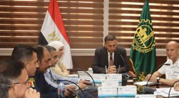محافظ القليوبية يعقد اجتماعًا موسعًا لتنسيق الاستعدادات الشاملة لامتحانات الثانوية العامة