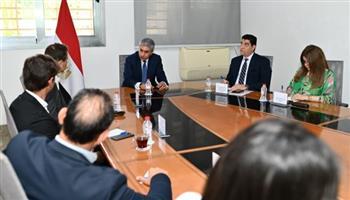 وزير السياحة والآثار يبحث تعزيز التعاون مع شركة مصر إيطاليا العقارية