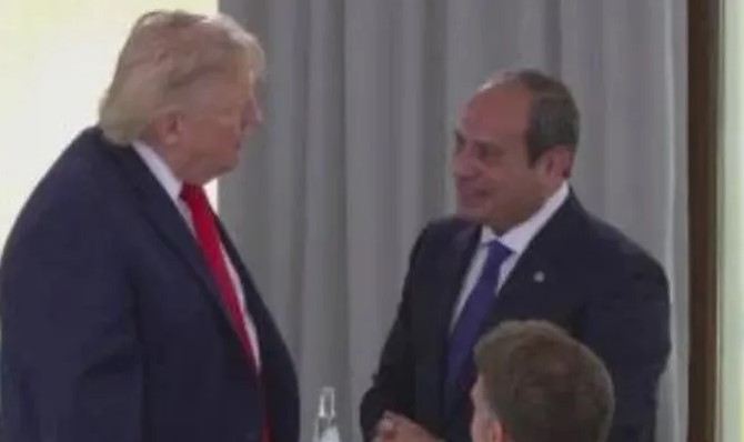 الرئيس السيسي يلتقي نظيره الأمريكي على هامش قمة السبع بفرنسا