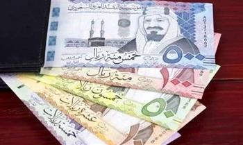 الريال السعودي يحافظ على استقراره وسط ترقب الأسواق المالية