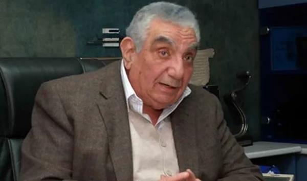 وجدي الحكيم.. صوت الإذاعة الذي صار "صندوق أسرار" الزمن الجميل