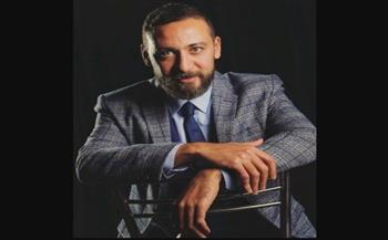 "عبد الغفار أصبح عابد".. كيف صنع نور الشريف اسم شهرة عابد عناني؟