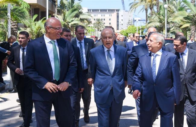 أبو الغيط يوجه رسالة إلى خريجي الدفعة 105 بـ الأكاديمية العربية