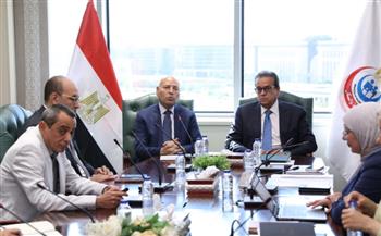   وزير الصحة ومحافظ القاهرة يبحثان تعزيز التعاون لتطوير الخدمات الطبية بالعاصمة