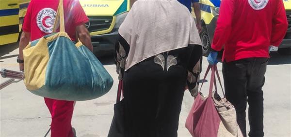 معبر رفح البري يستقبل دفعة جديدة من العائدين الفلسطينيين إلى قطاع غزة