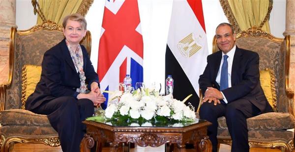 مصر وبريطانيا تبحثان تعزيز الشراكة الثنائية