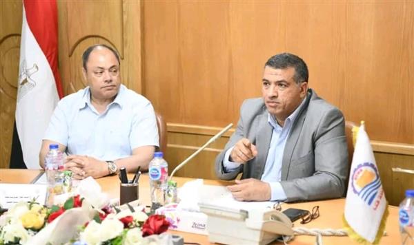 محافظ قنا ورئيس هيئة تنمية الصعيد يبحثان مشروعات جديدة لدعم الاستثمار