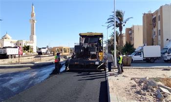   تطوير الطرق الداخلية بأحياء 102 وحدة بطور سيناء