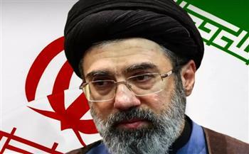 "فارس": مجتبى خامنئي سيوجه رسالة للشعب الإيراني بشأن الاتفاق مع أمريكا