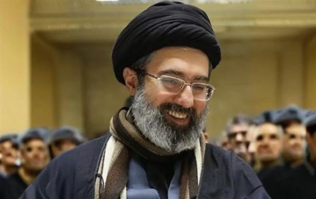 المرشد الإيراني يكشف أسرار الموافقة على التفاهم مع أمريكا