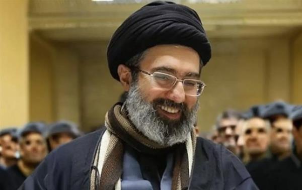 المرشد الإيراني يكشف أسرار الموافقة على التفاهم مع أمريكا