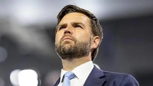 رامي جبر: جي دي فانس دافع عن مذكرة التفاهم بين الولايات المتحدة وإيران وسط انتقادات داخلية